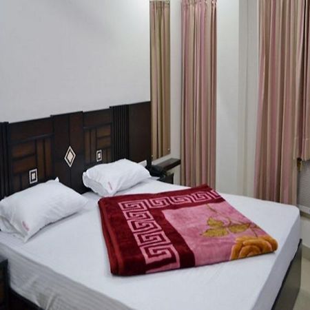 Park Land Hotel Haldwani Exterior photo